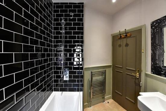 Quirky 4 Bedroom Apartment With Terrace Cardiff Exterior photo