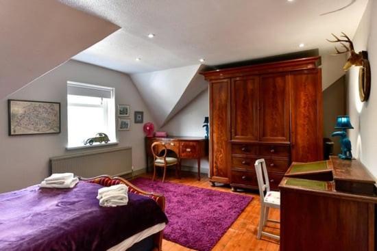 Quirky 4 Bedroom Apartment With Terrace Cardiff Exterior photo