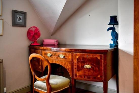 Quirky 4 Bedroom Apartment With Terrace Cardiff Exterior photo