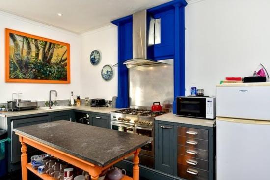 Quirky 4 Bedroom Apartment With Terrace Cardiff Exterior photo